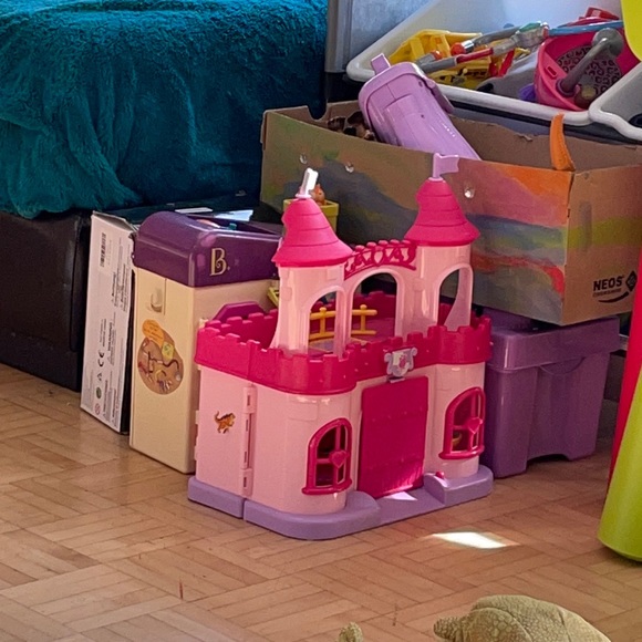 Buyer - Picture 1 of 1